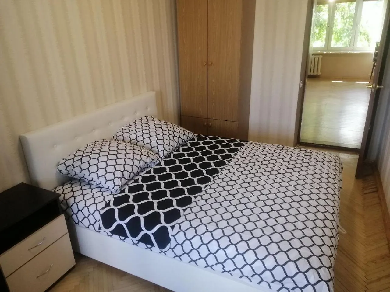 Квартиры По Улице Феодосийская, 1-А Kiev Apartamento