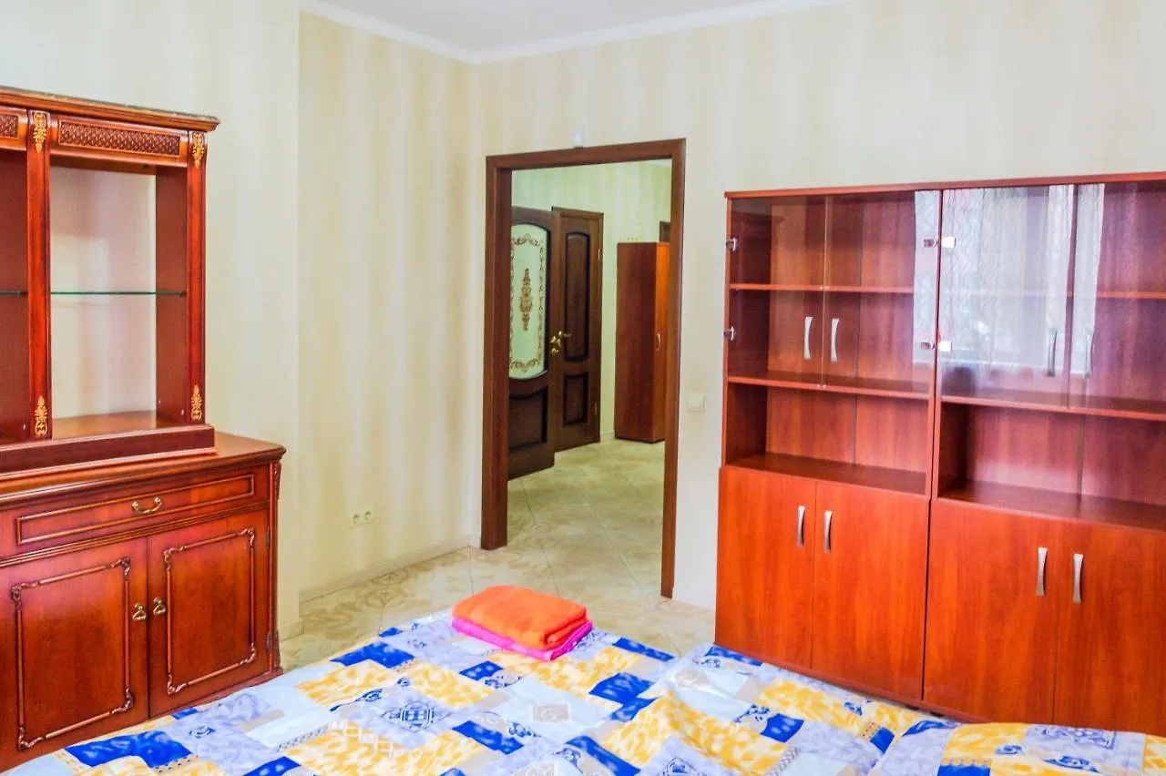 Квартиры По Улице Феодосийская, 1-А Kiev Apartamento