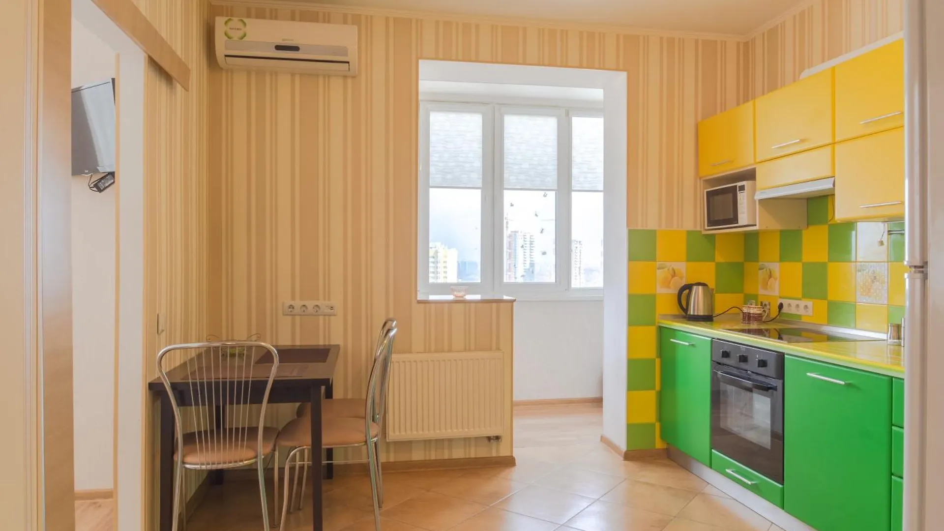 Apartamento Квартиры По Улице Феодосийская, 1-А Kiev