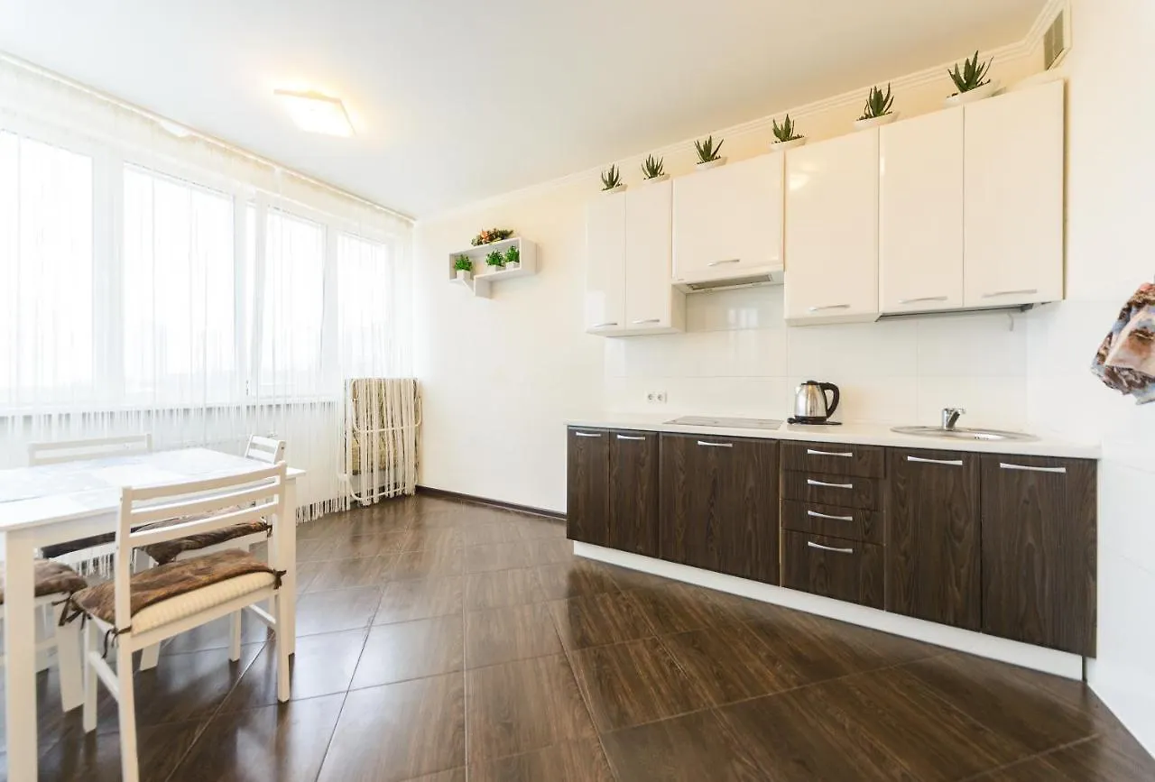 Квартиры По Улице Феодосийская, 1-А Kiev Apartamento