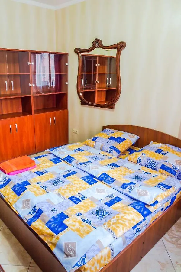 Apartamento Квартиры По Улице Феодосийская, 1-А Kiev Ucrânia