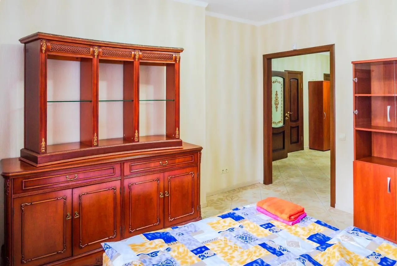 Apartman Квартиры По Улице Феодосийская, 1-А Kijev